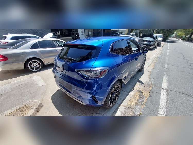 Renault Clio hybr 145cv foto 6